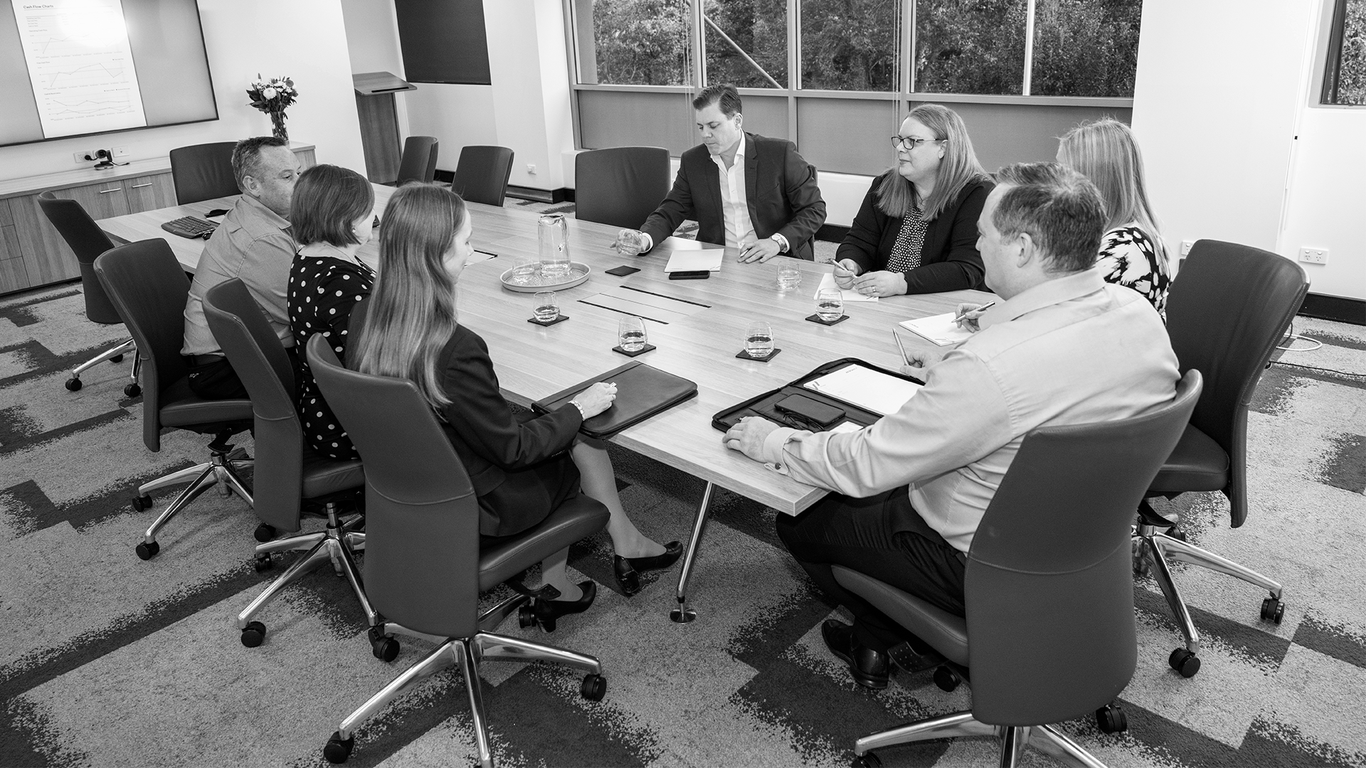 4Front mortgage broker Brisbane team providing mortgage and lending advice